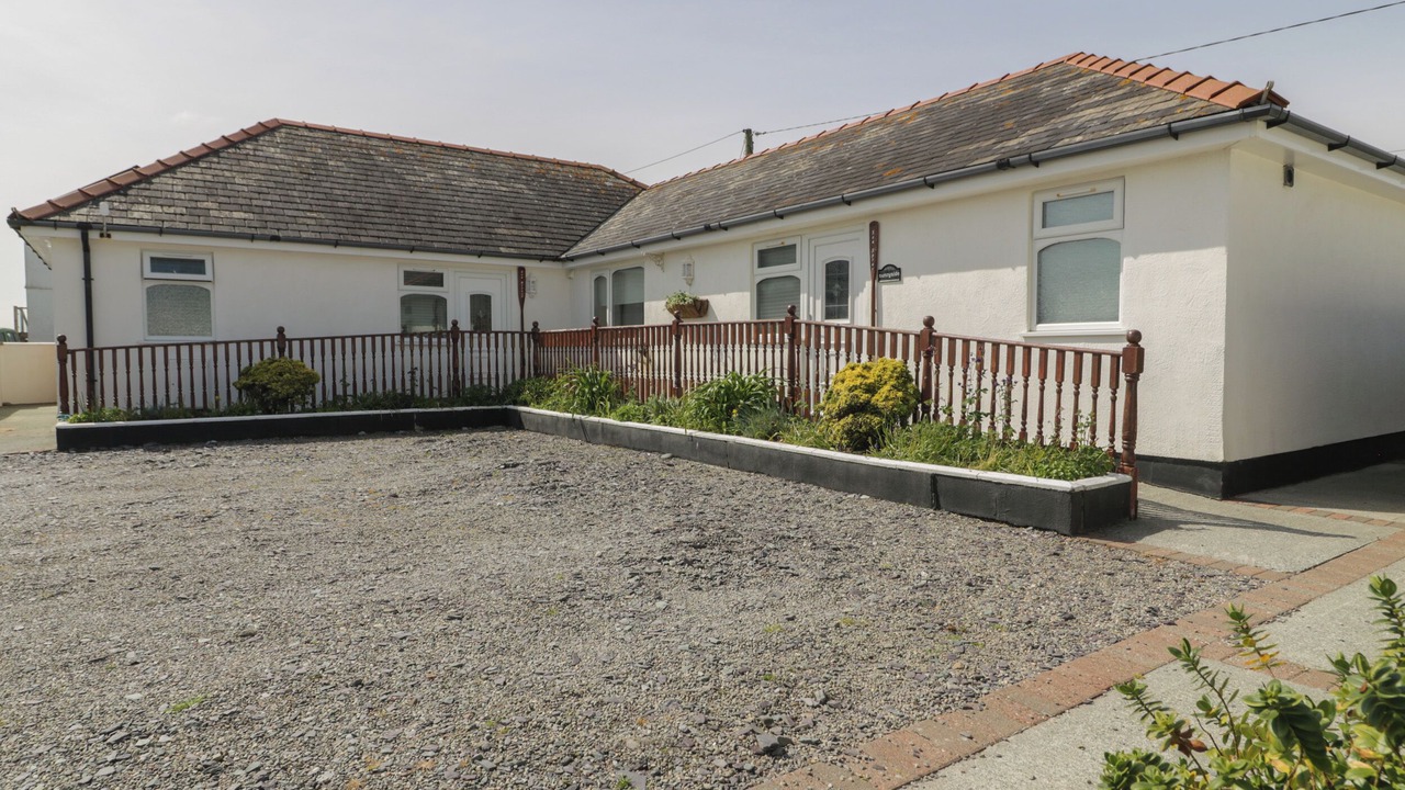 Photo of Others in Dinas Dinlle