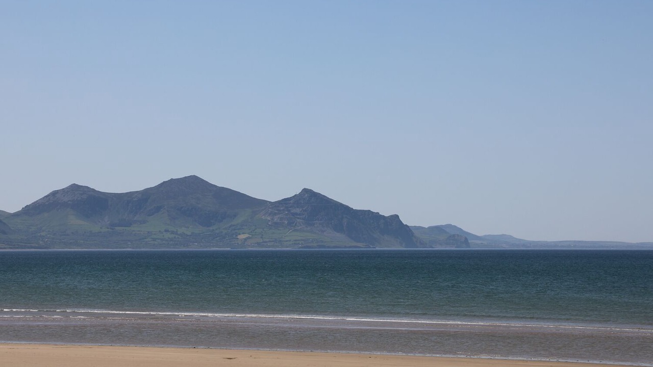 Photo of Others in Dinas Dinlle