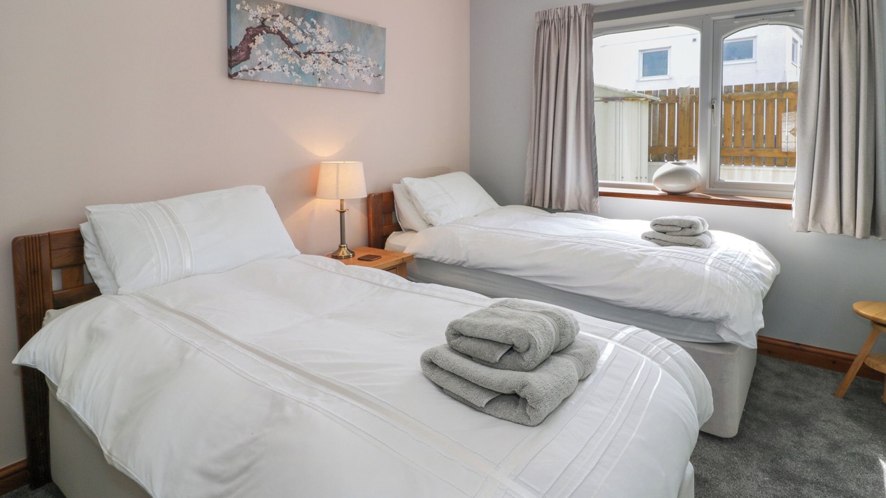 Photo of Others in Dinas Dinlle