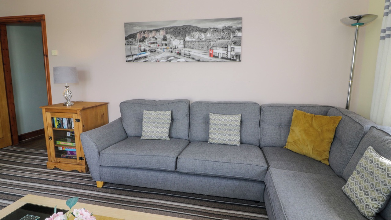 Photo of Others in Dinas Dinlle