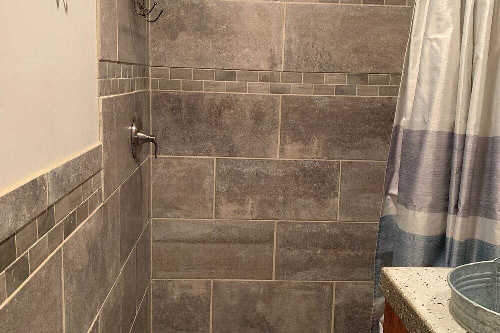 Photo of Bathroom in Okemah