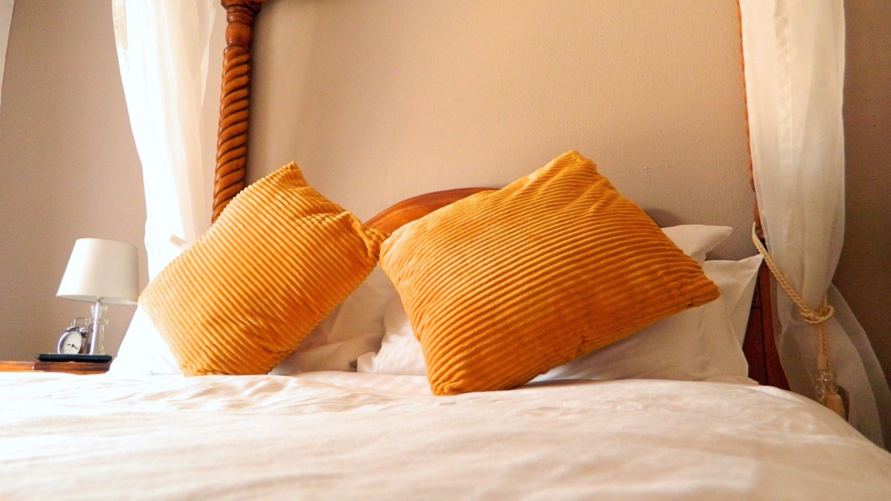 Photo of Bedroom in Warwick Town Centre