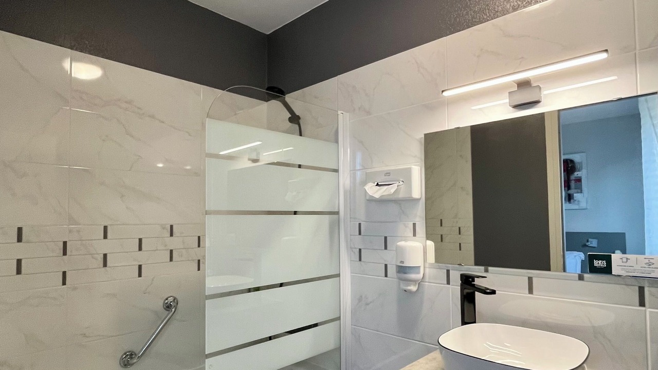 Photo of Bathroom in Pouzauges