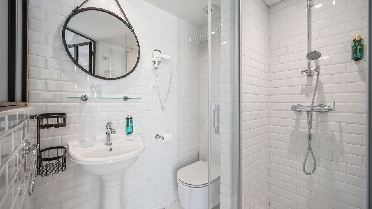 Photo of Bedroom in Nice City Centre