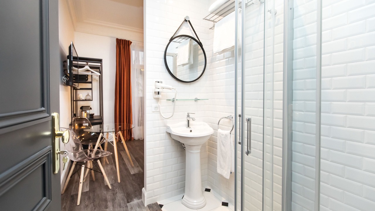 Photo of Bathroom in Nice City Centre