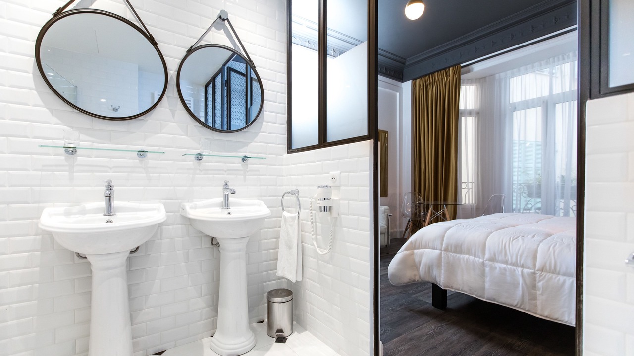 Photo of Bathroom in Nice City Centre