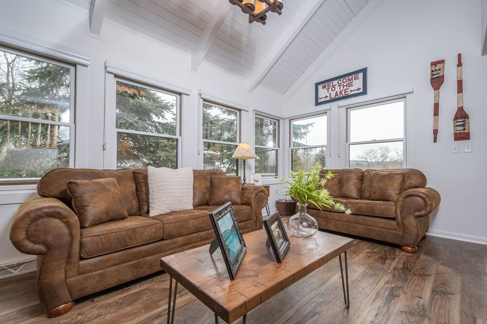 Photo of Livingroom in Thayerville