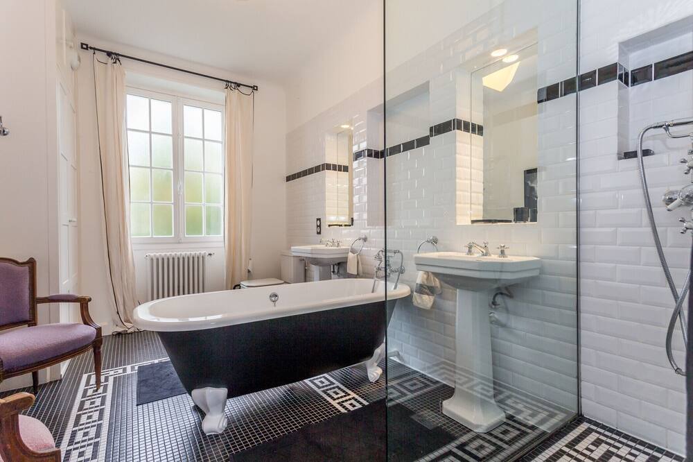 Photo of Bathroom in Biarritz