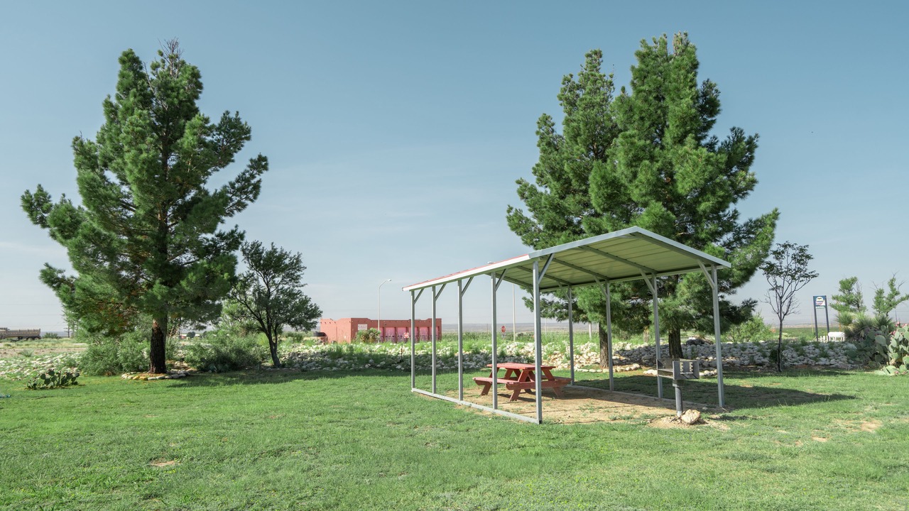 Photo of Outdoor in Whites City