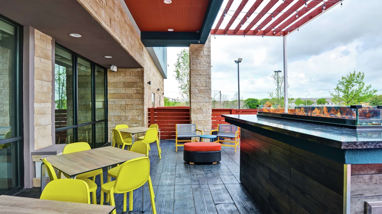 Photo of Patio Balcony in Bedford