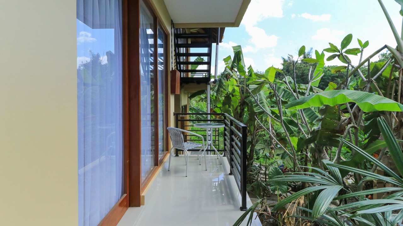 Photo of Patio Balcony in Babakan