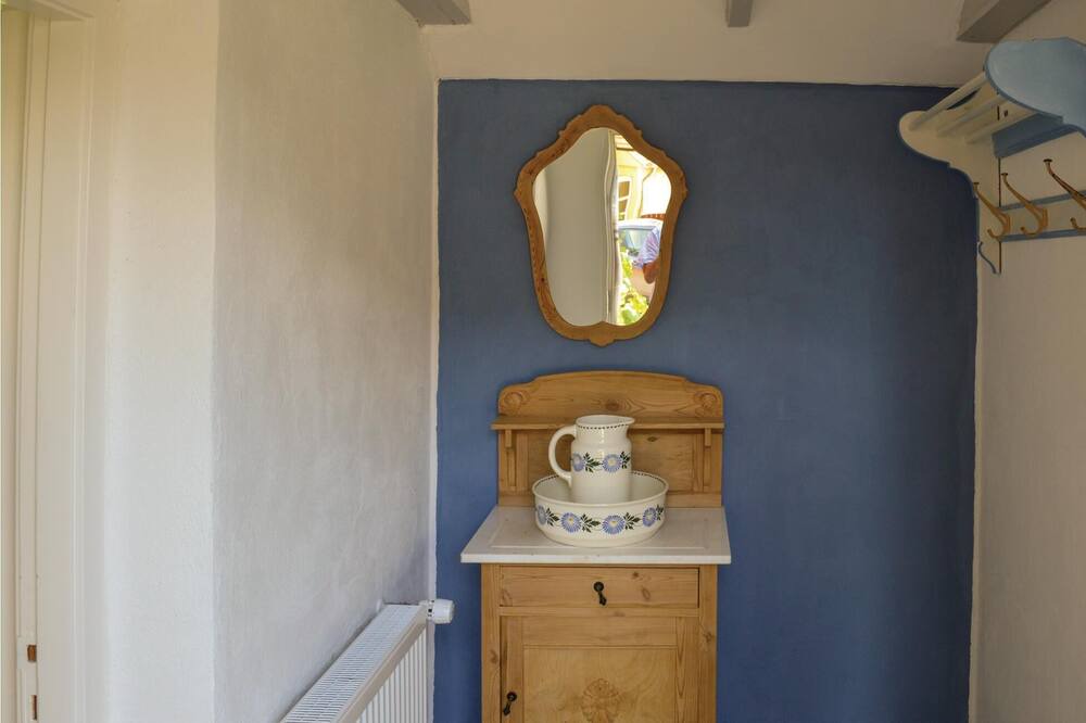 Photo of Bedroom in Asaa