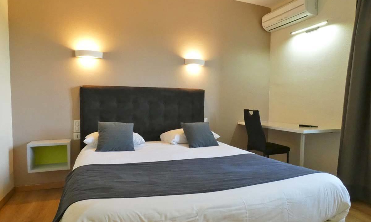 Photo of Bedroom in Clermont-l'Herault