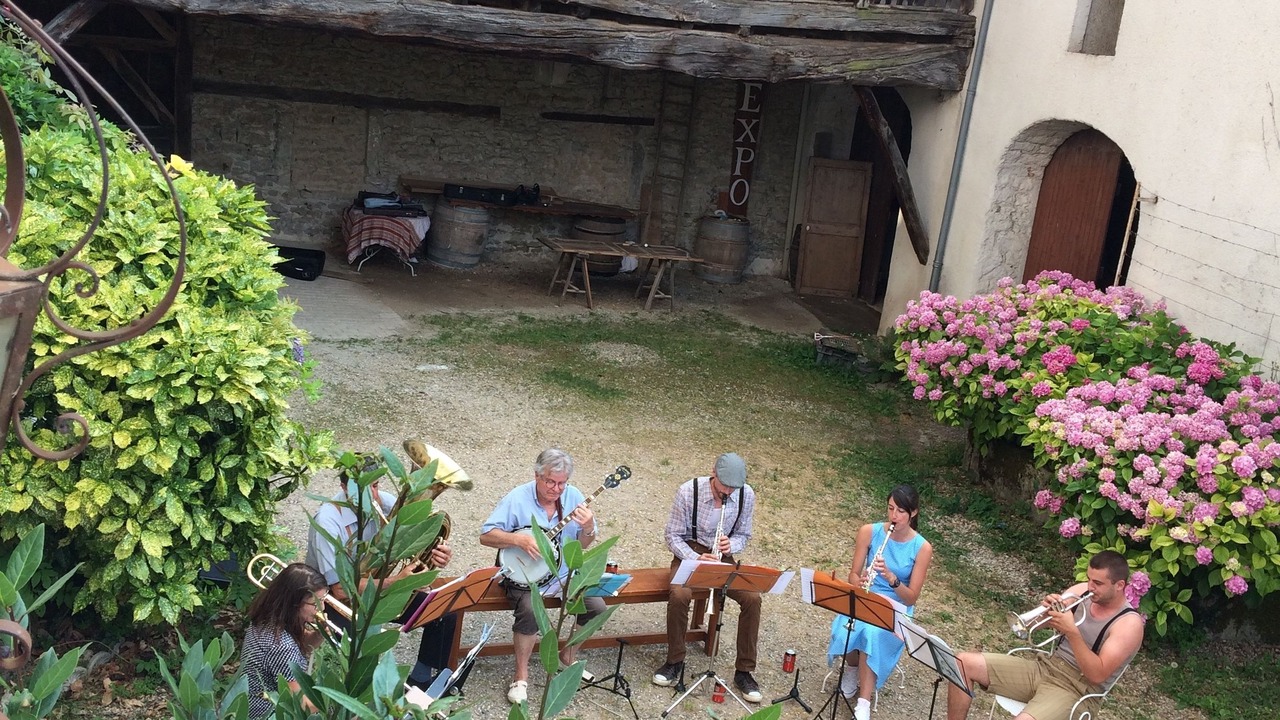 Photo of Outdoor in Nolay