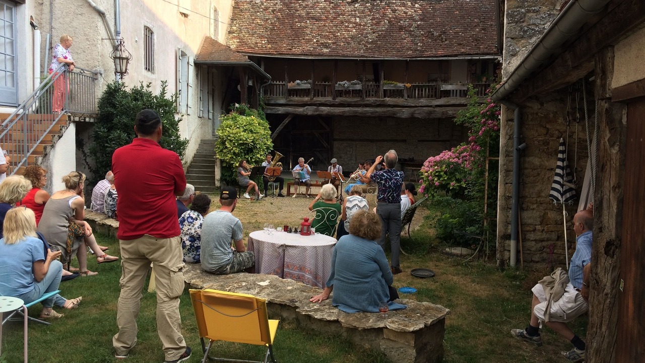 Photo of Outdoor in Nolay