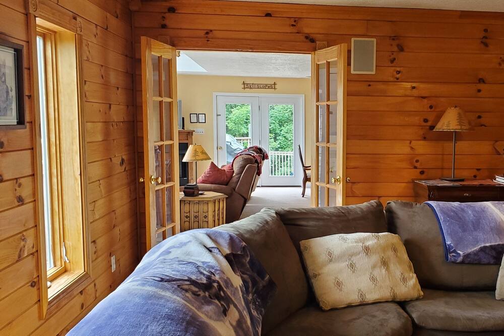 Photo of Bedroom in Edray