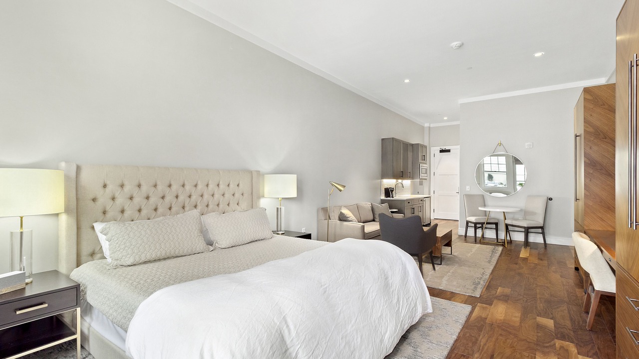 Photo of Bedroom in East Garden City