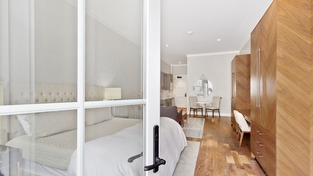 Photo of Bedroom in East Garden City