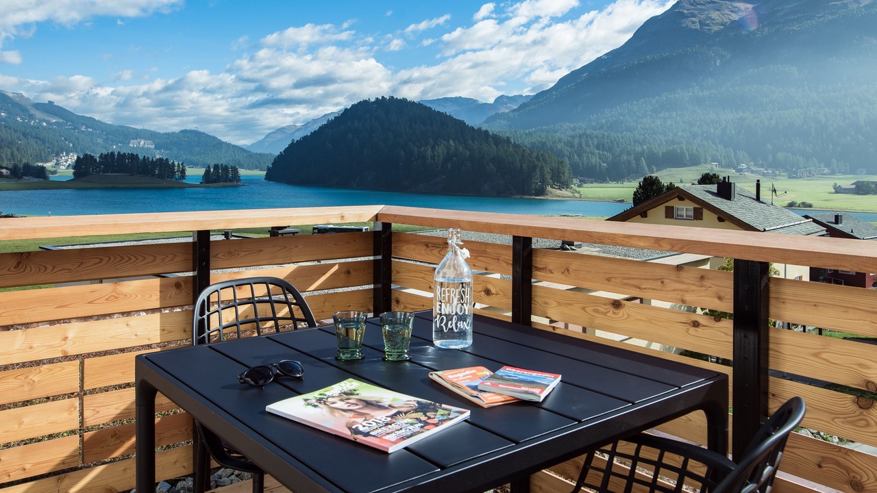 Photo of Patio Balcony in Silvaplana