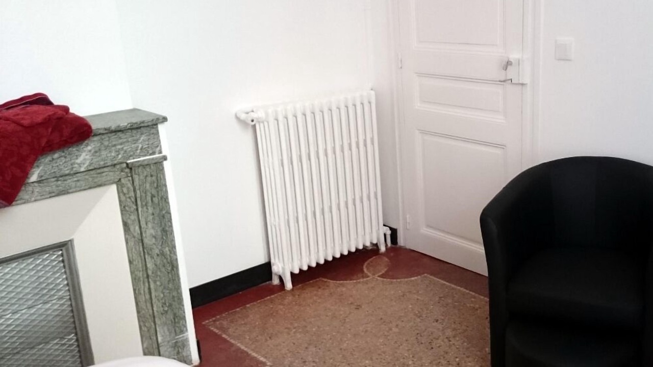 Photo of Bedroom in Gares