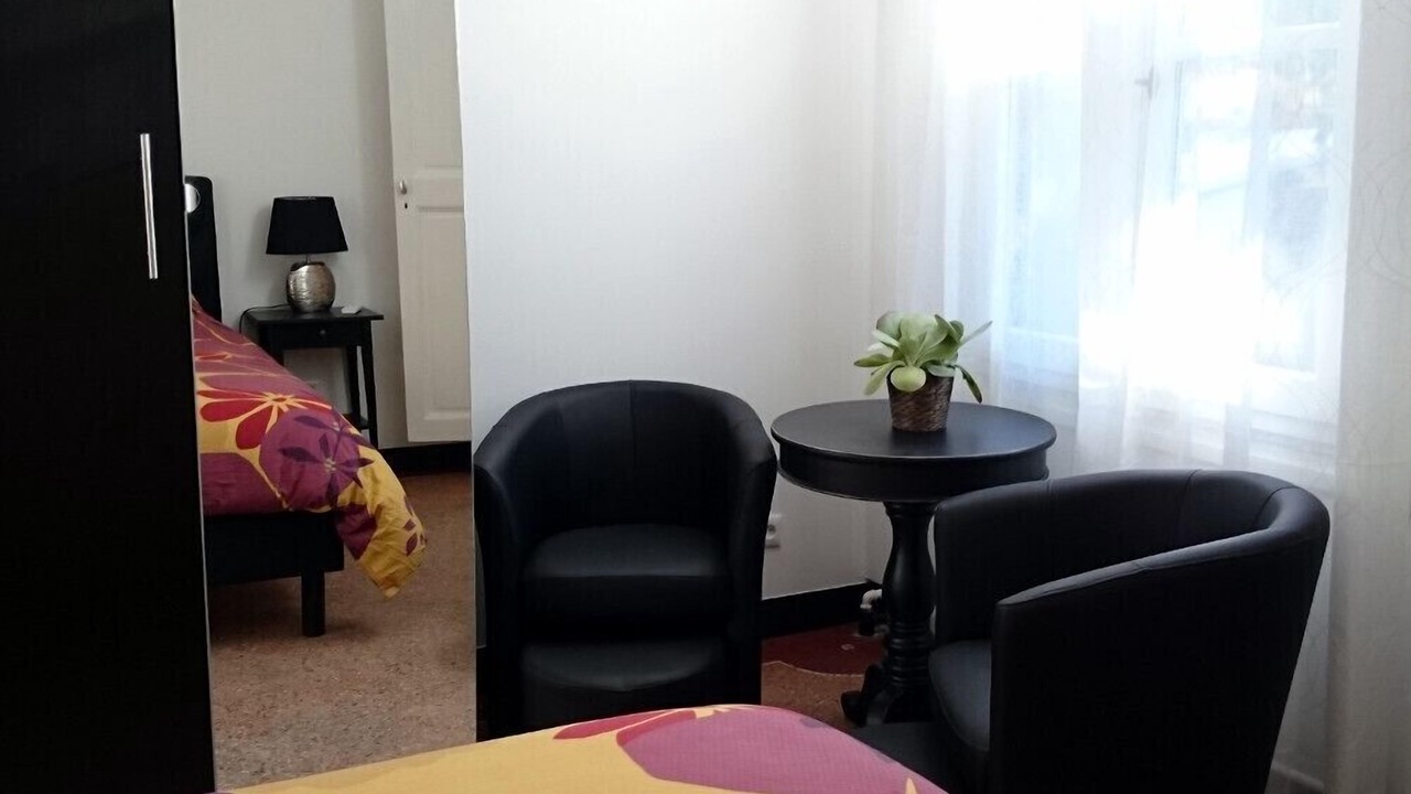 Photo of Bedroom in Gares