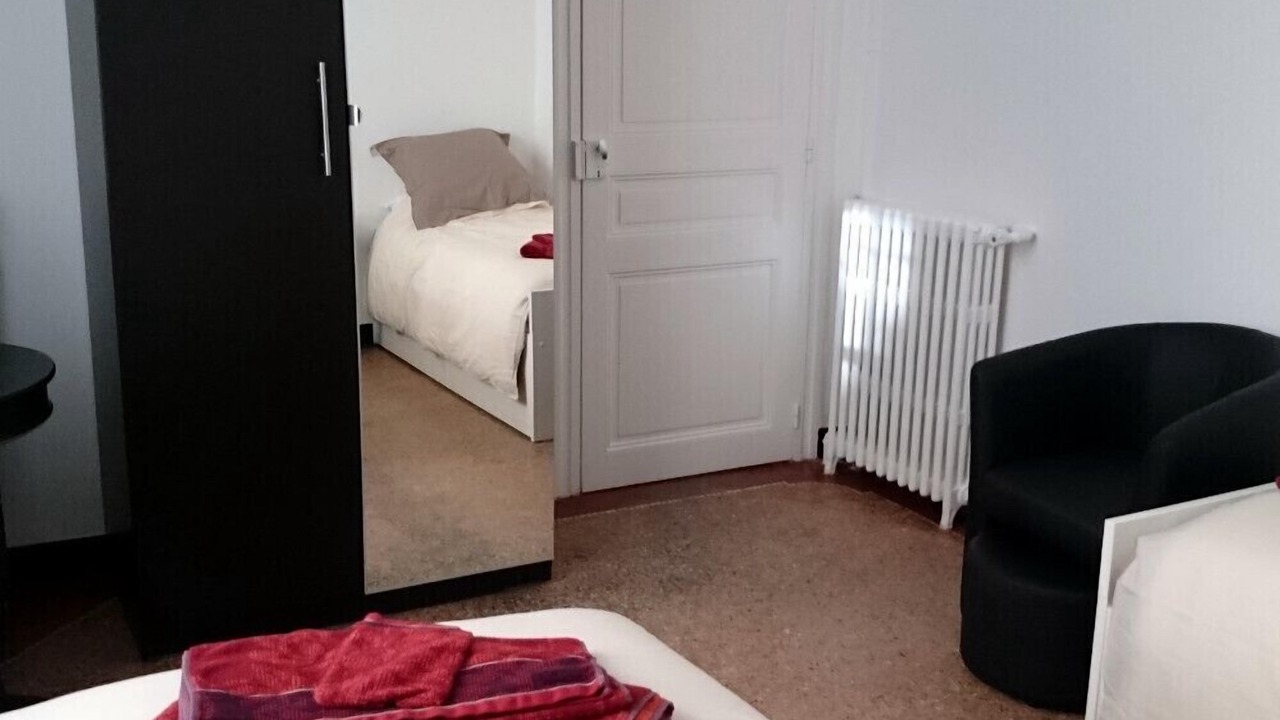 Photo of Others in Gares