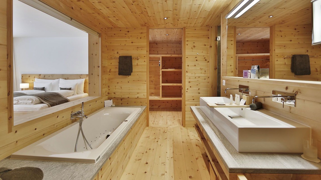 Photo of Bathroom in Brail