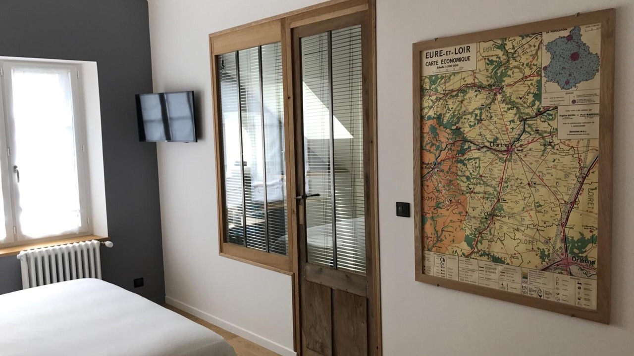 Photo of Bedroom in Nogent-le-Rotrou