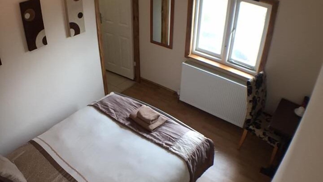 Photo of Bedroom in Ware