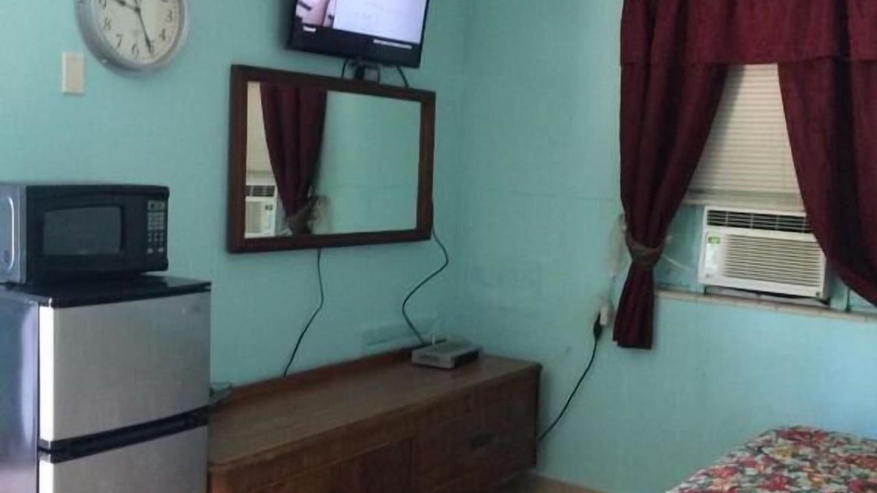 Photo of Others in Perry