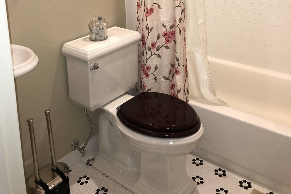Photo of Bathroom in Portage