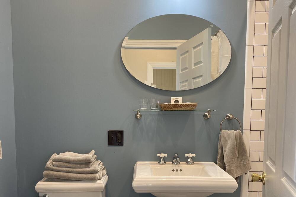 Photo of Bathroom in Portage