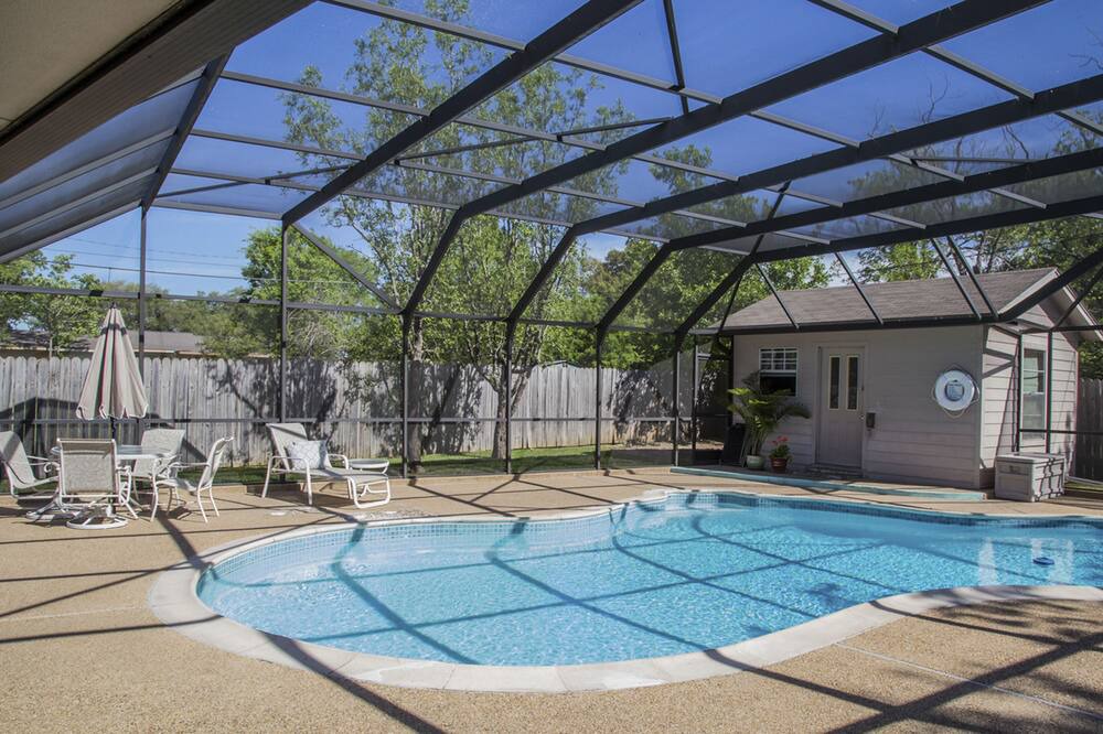 Photo of Outdoor in Redmond Terrace