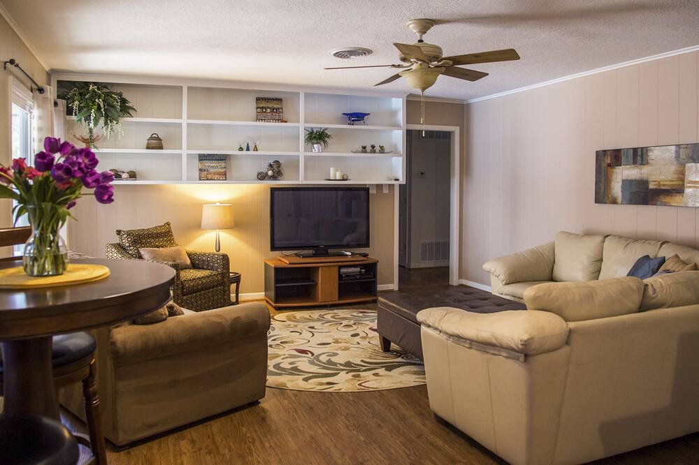 Photo of Bedroom in Redmond Terrace