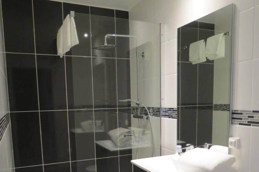 Photo of Bathroom in Etaples