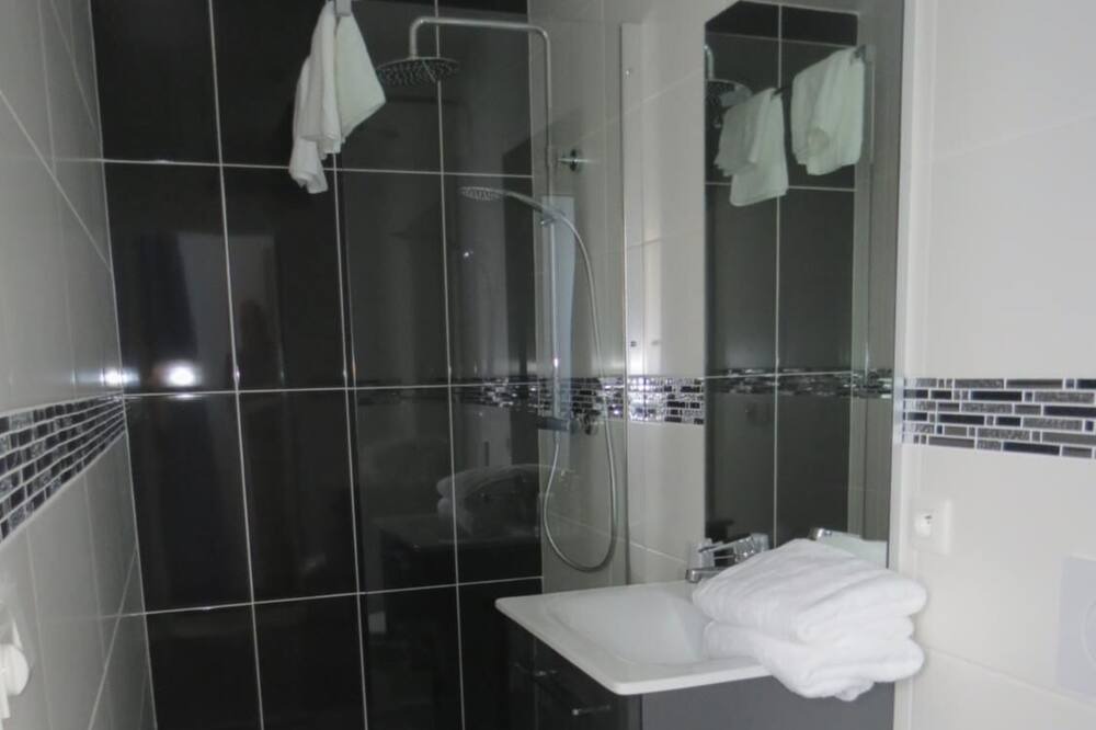 Photo of Bathroom in Etaples
