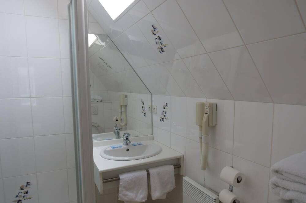 Photo of Bathroom in Etaples
