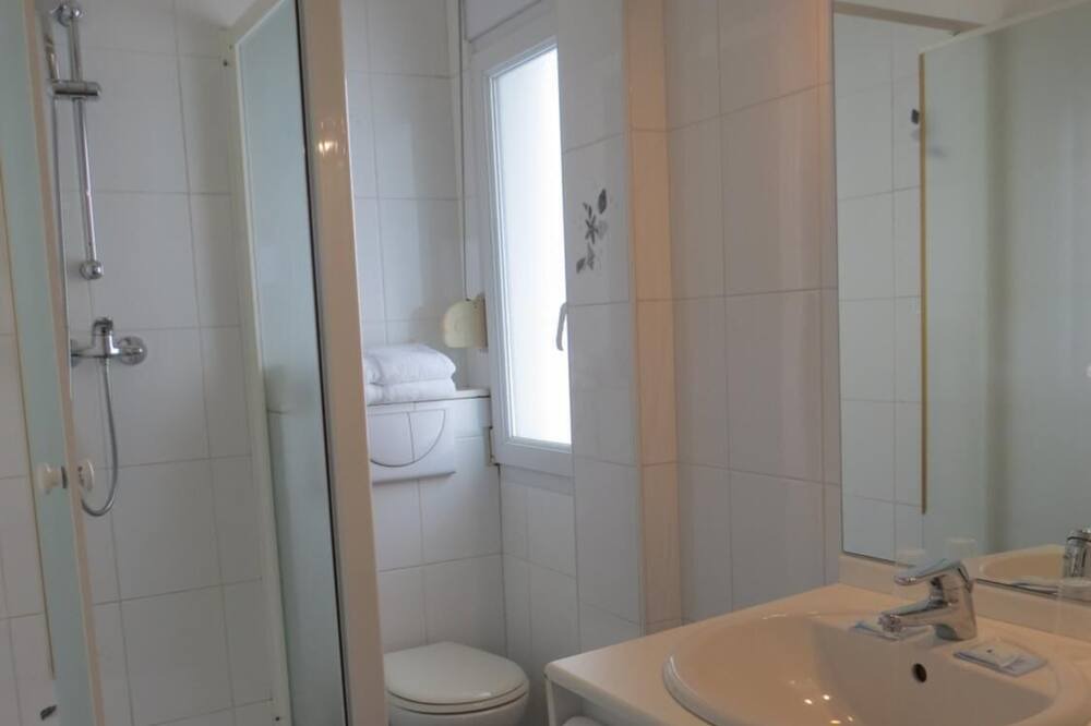 Photo of Bathroom in Etaples