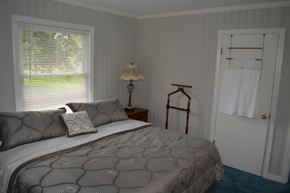 Photo of Bedroom in Mount Airy