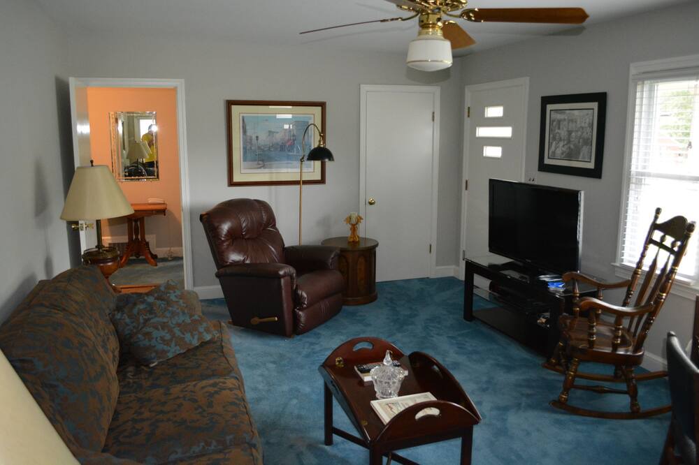 Photo of Bedroom in Mount Airy