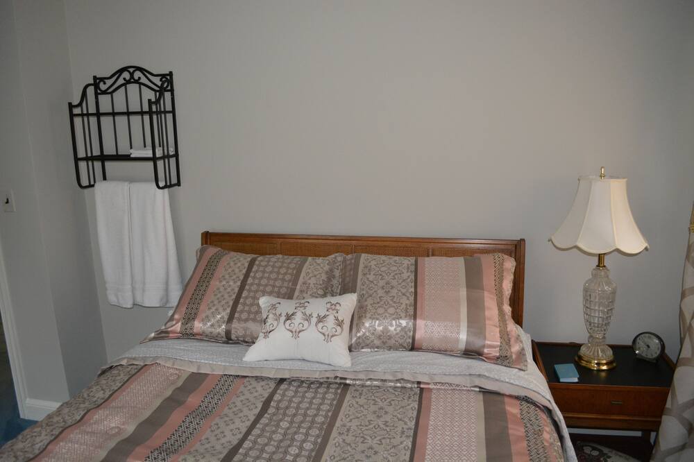 Photo of Bedroom in Mount Airy