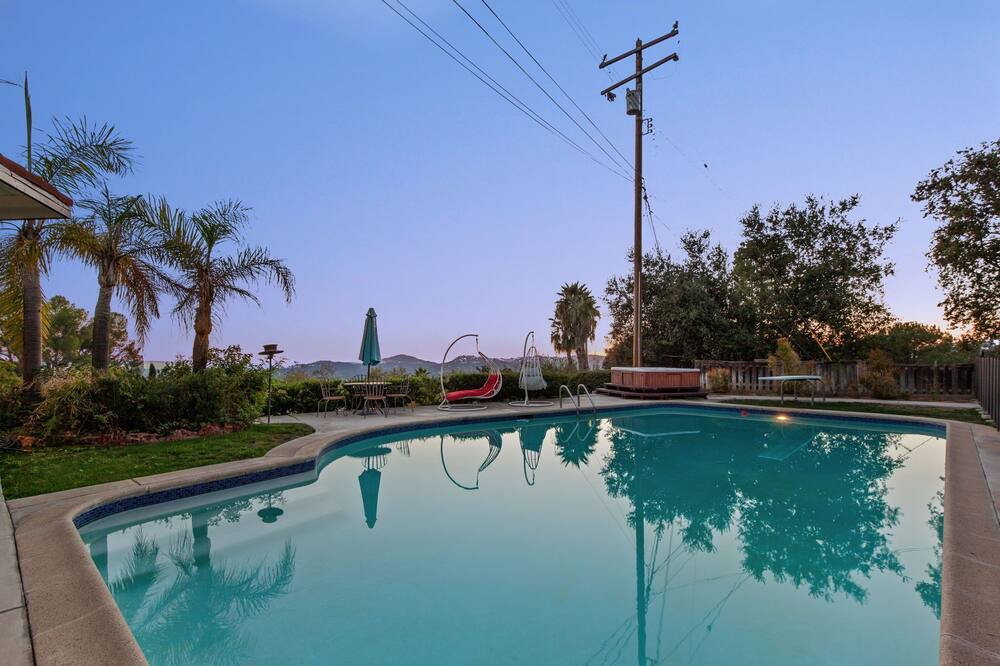 Photo of Outdoor in Altadena