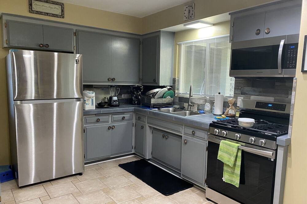 Photo of Kitchen in Altadena