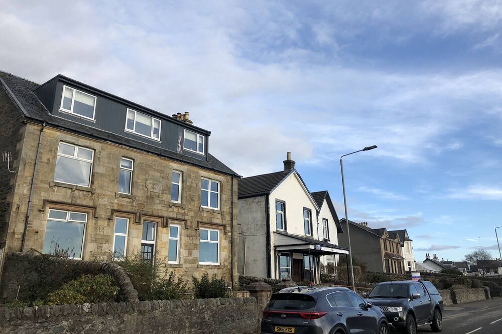 Photo of Others in Strone