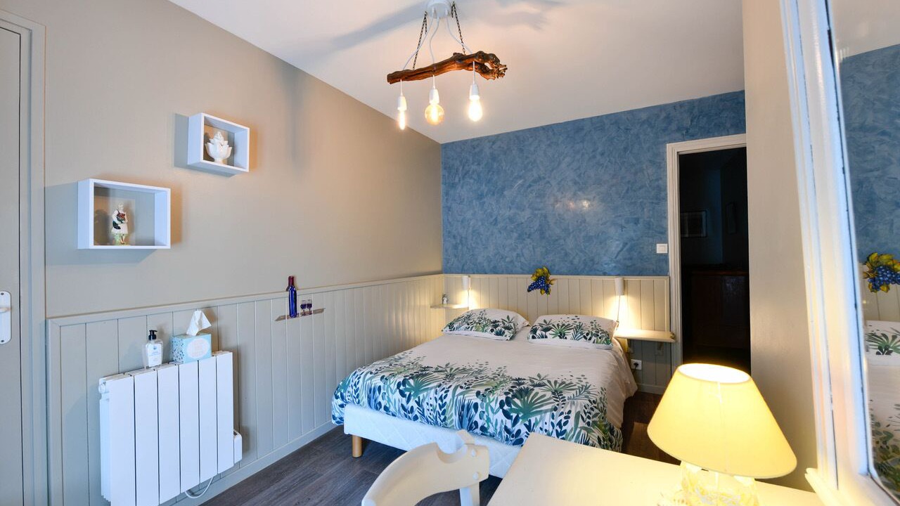 Photo of Bedroom in Lay-Lamidou