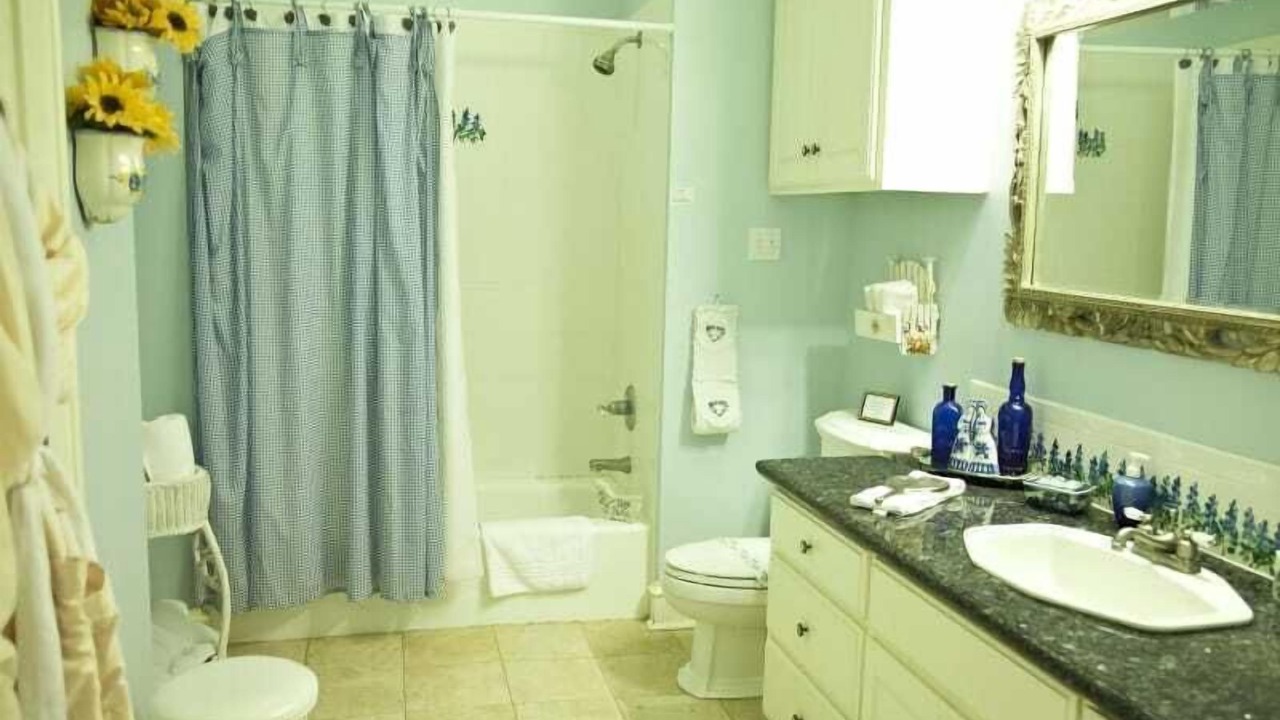 Photo of Bathroom in Washington