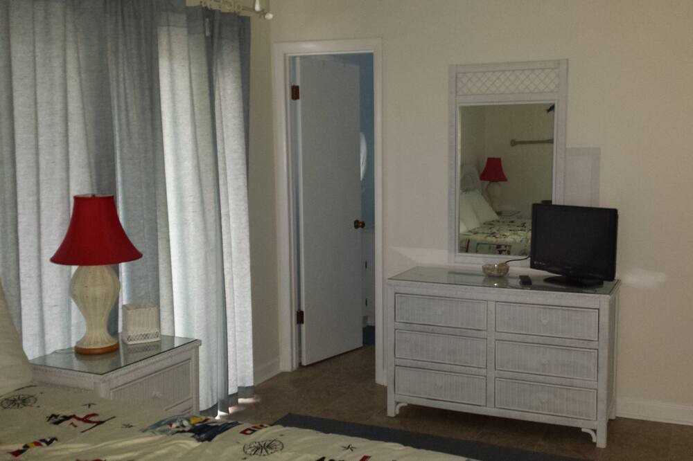 Photo of Bathroom in The Point