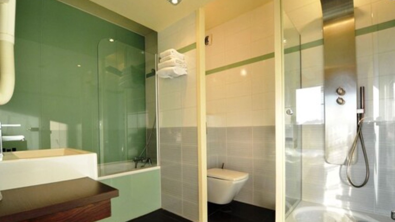 Photo of Bathroom in Quartier Chorier-Berriat