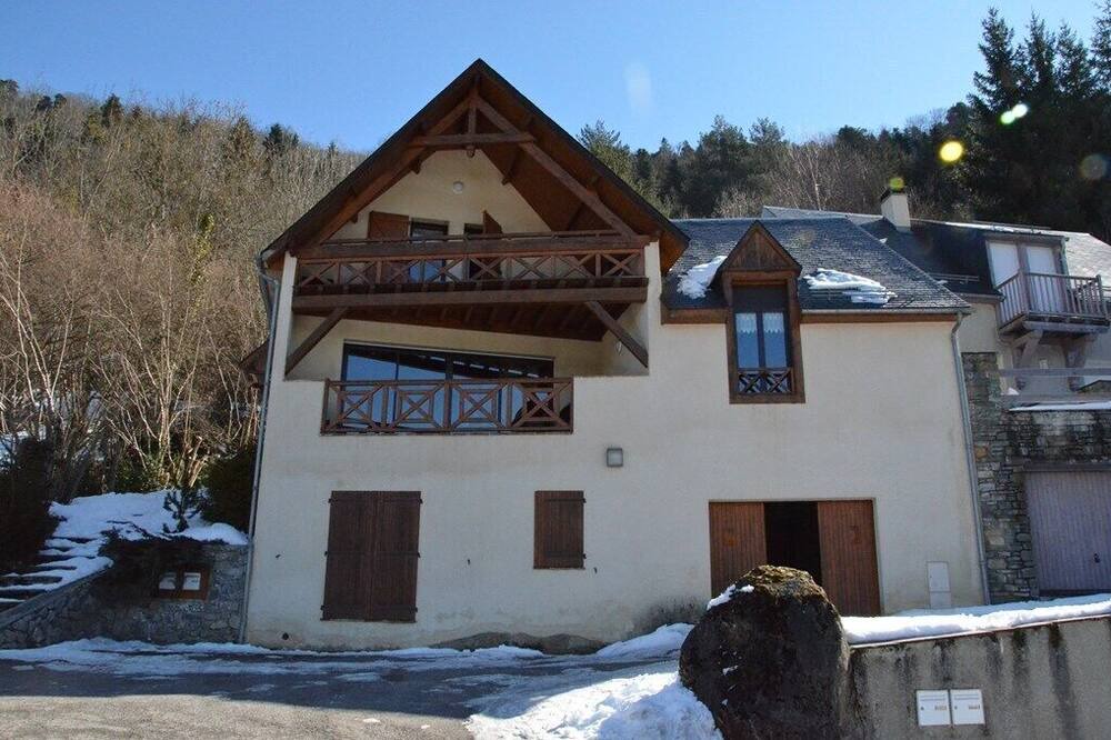 Photo of Outdoor in Camparan