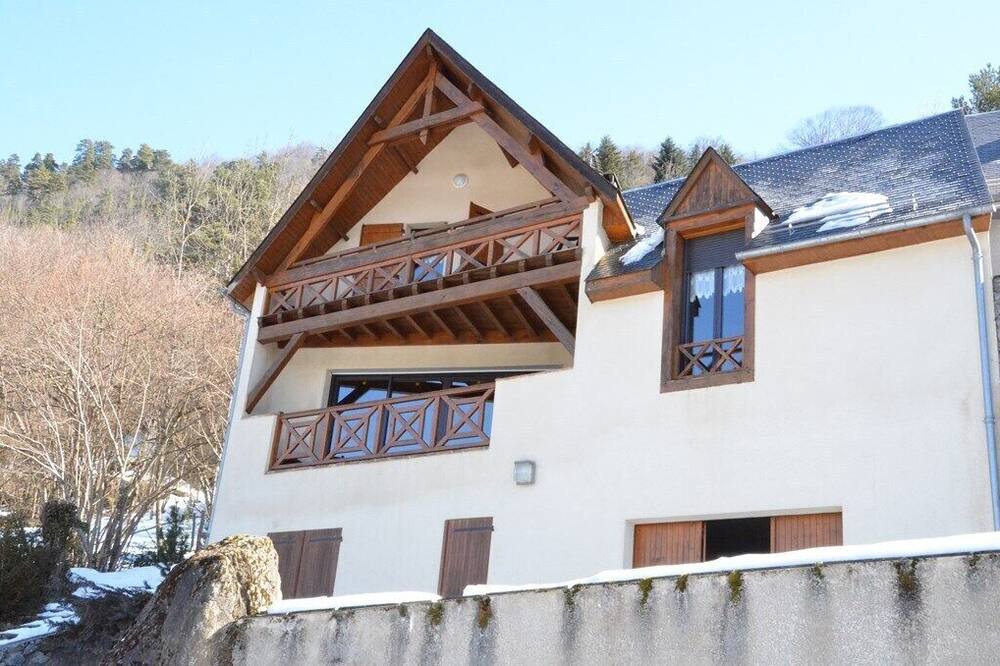 Photo of Outdoor in Camparan